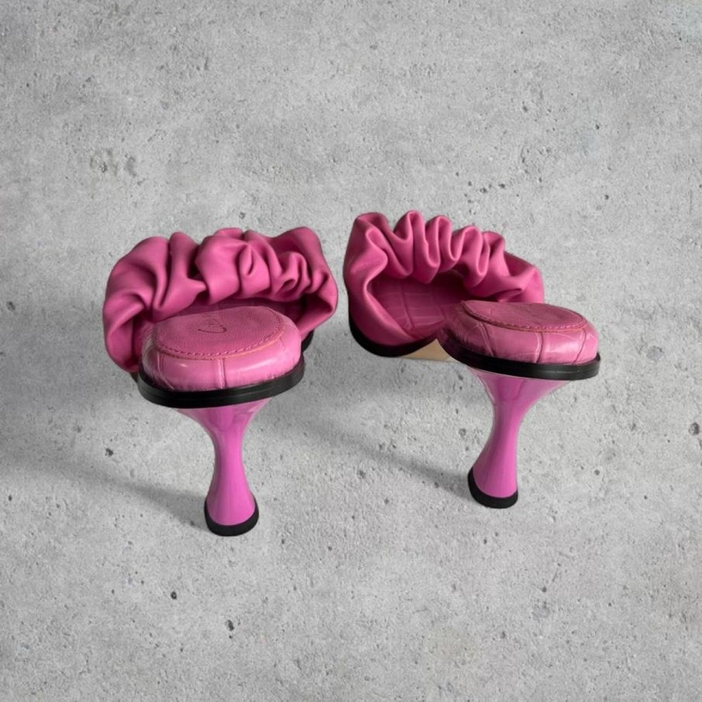 Stunning Circus by Sam Edelman ‘Slade’ Pink Crush Heeled Mules w/ Ruffle- US 7.5 - Picture 6 of 9